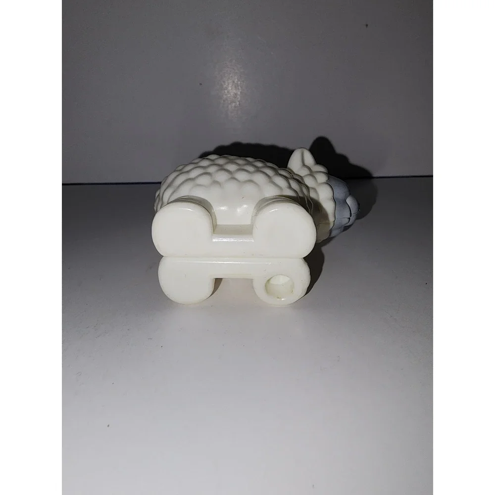 Vintage Fisher Price Little People Replacement Farm Sheep‎